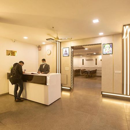 Airport Hotel Chanakya Delhi New Delhi Bagian luar foto